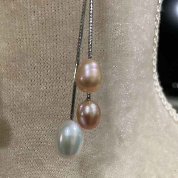 Pearls in Stainless - Picture 4 of 8